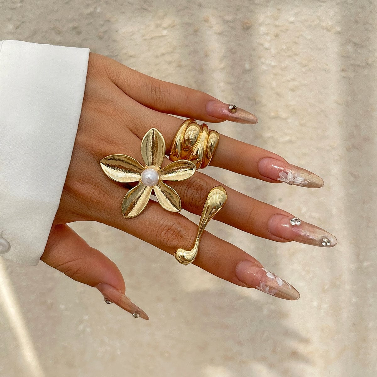 French Chunky Gold Silver Plated Pearl Flower Ring