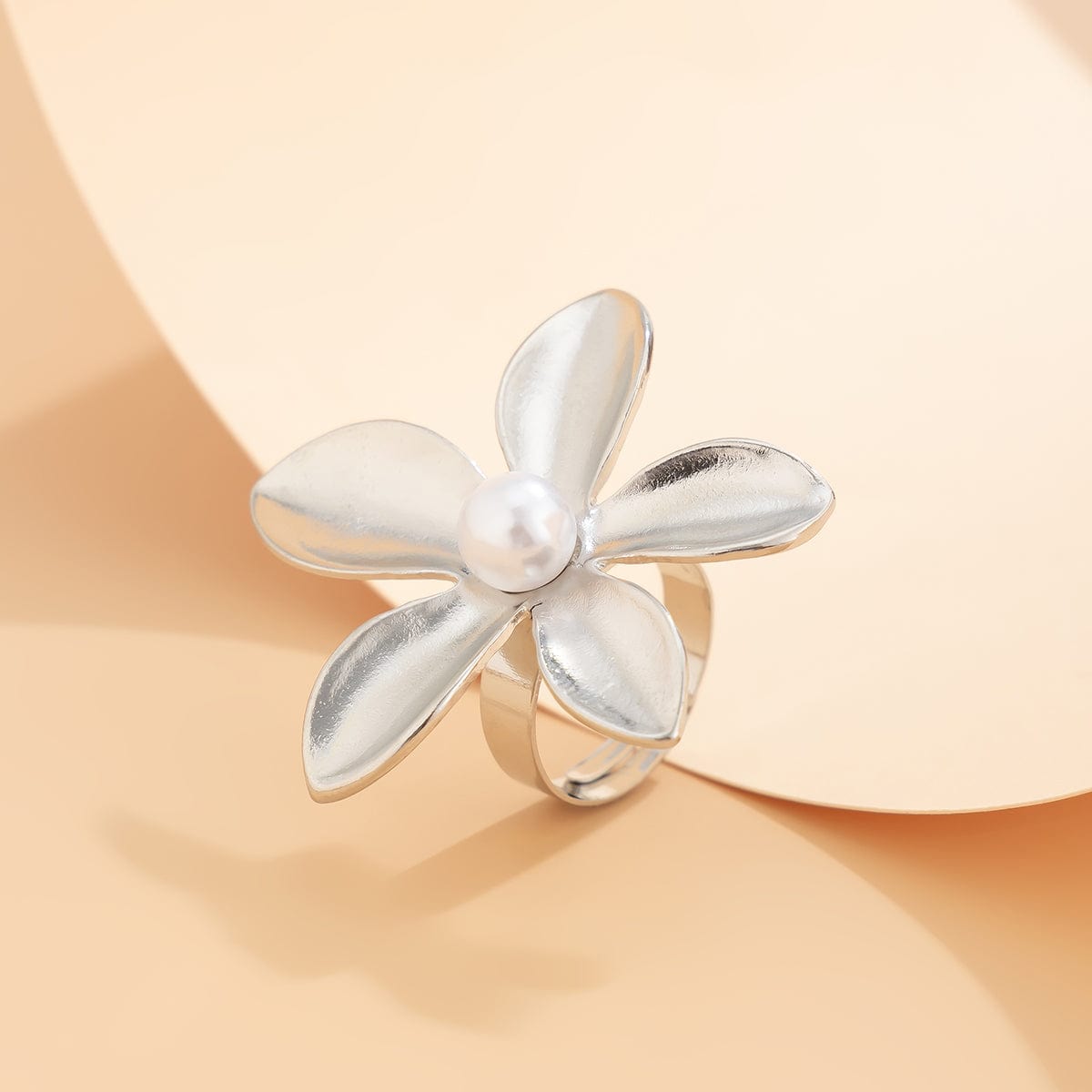 French Chunky Gold Silver Plated Pearl Flower Ring