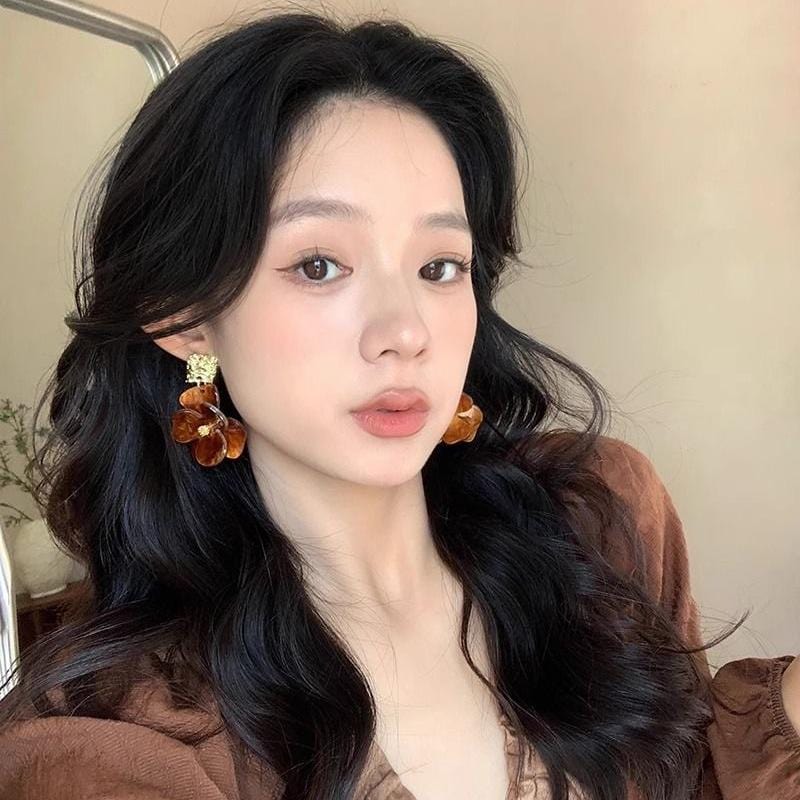 French Style Chunky Flower Dangle Textured Square Earrings - ArtGalleryZen