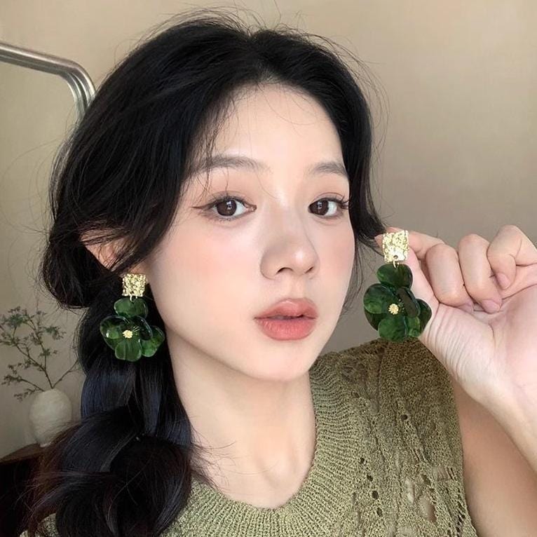 French Style Chunky Flower Dangle Textured Square Earrings - ArtGalleryZen