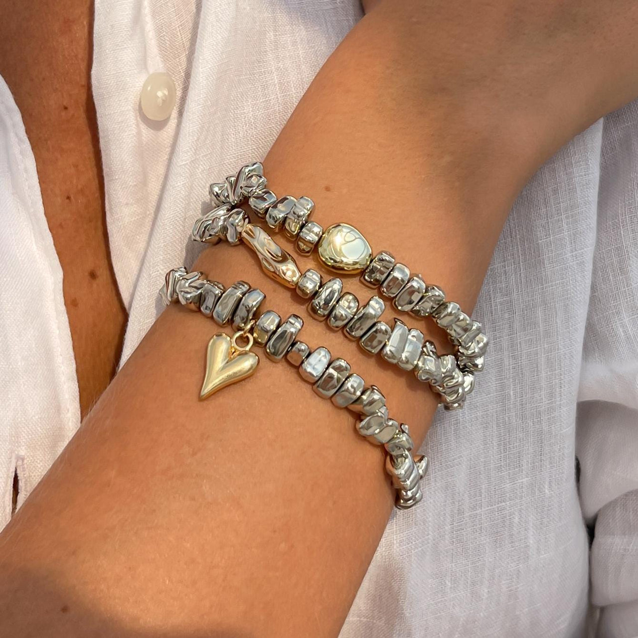 Geometric 3pcs Heart Charm Irregular Beaded Bracelet Set - ArtGalleryZen