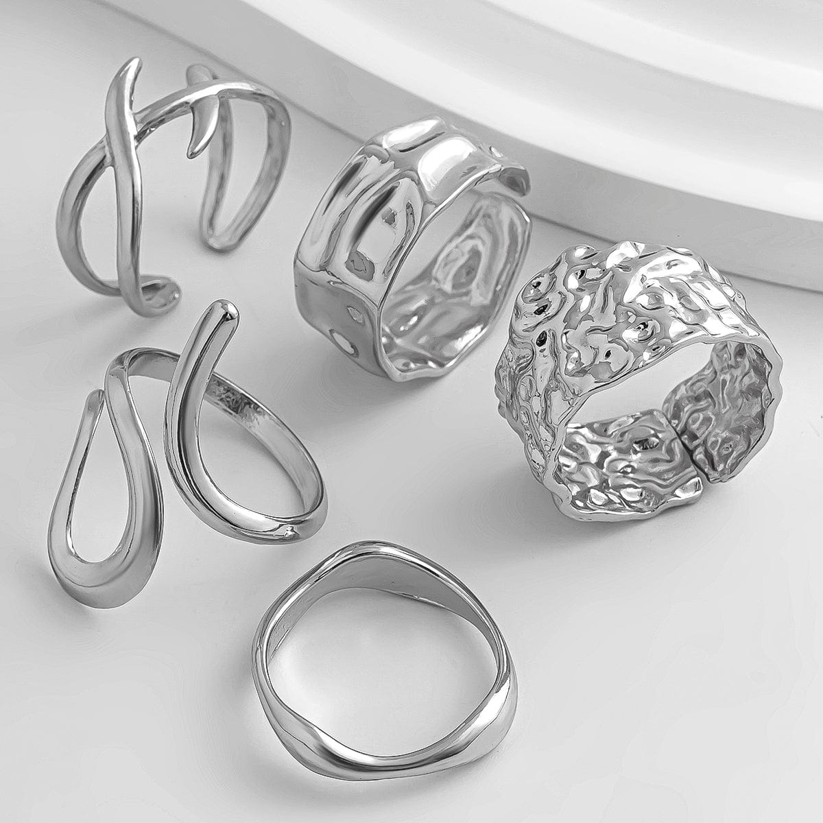 Geometric 5Pcs Chunky Hammered Stackable Open Ring Set