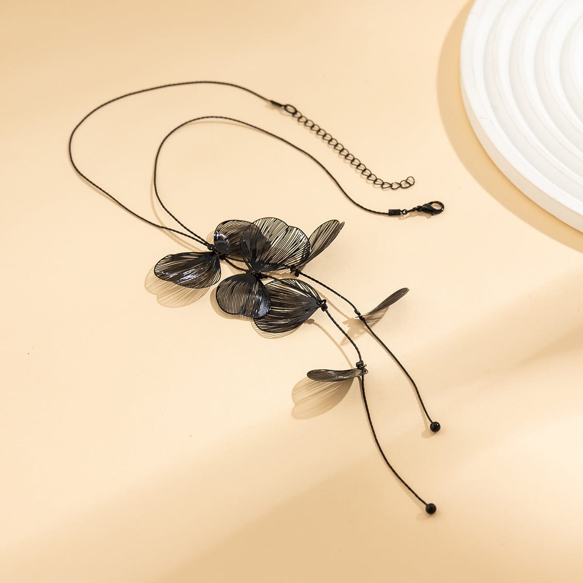 Geometric Abstract Black Leaf Pendant Y Necklace - ArtGalleryZen