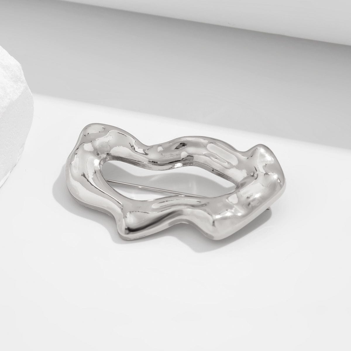 Geometric Abstract Flow Water Pin Brooch - ArtGalleryZen