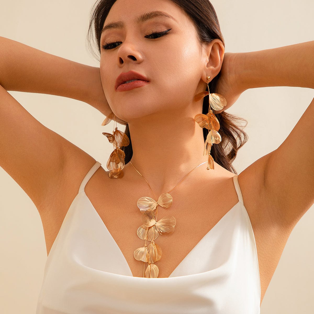 Geometric Abstract Gold Silver Tone Leaf Pendant Earrings Necklace Set - ArtGalleryZen