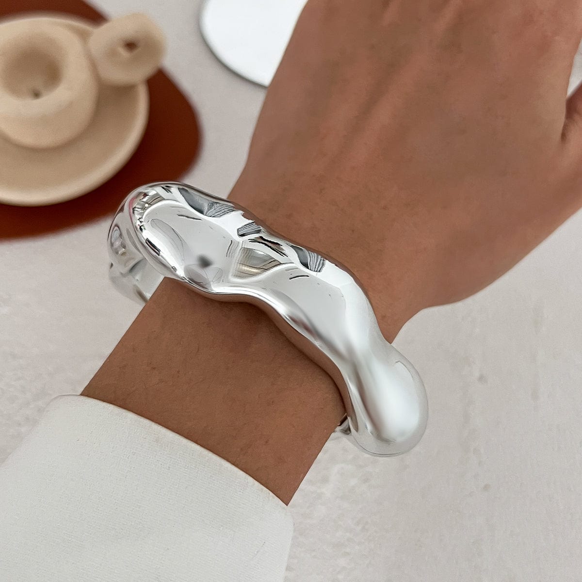 Geometric Abstract Liquid Flow Glossy Bangle Bracelet - ArtGalleryZen