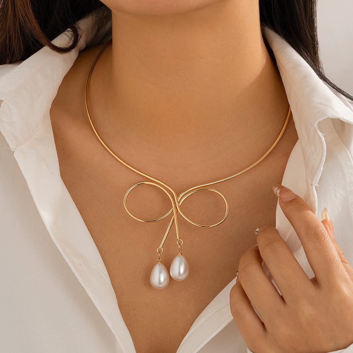 Geometric Bowknot Pearl Pendant Open Collar Necklace