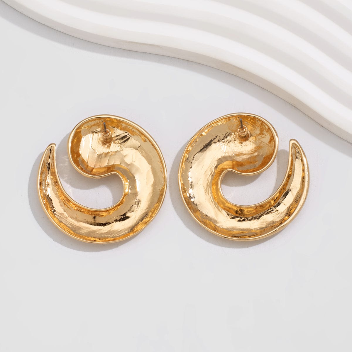 Geometric Chunky Comma Shaped Stud Earrings