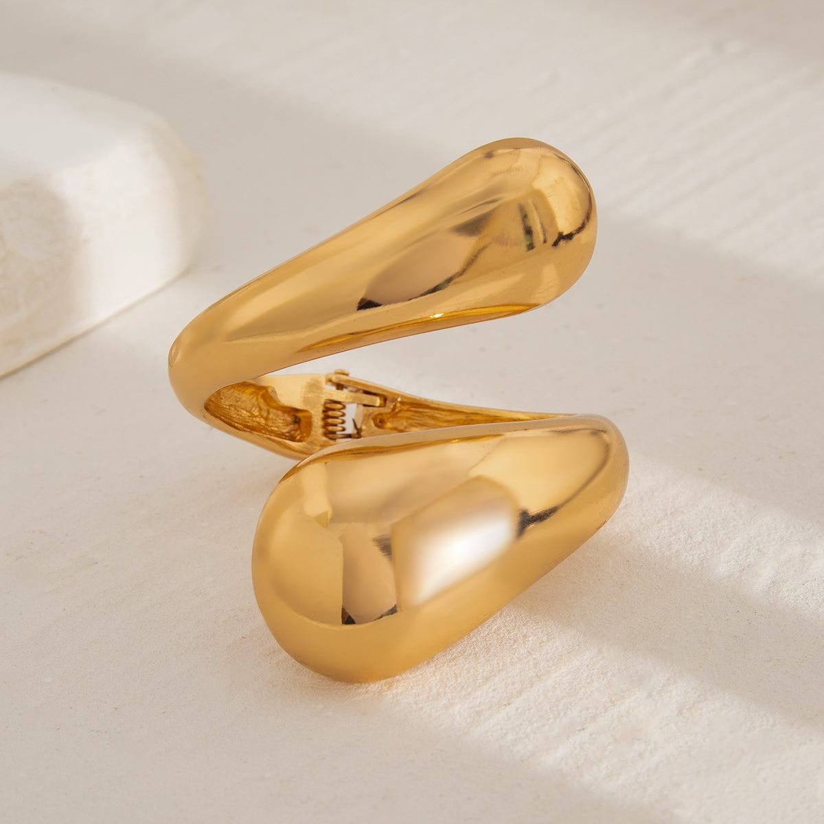 Geometric Chunky Gold Silver Plated Glossy Open Bangle Bracelet - ArtGalleryZen