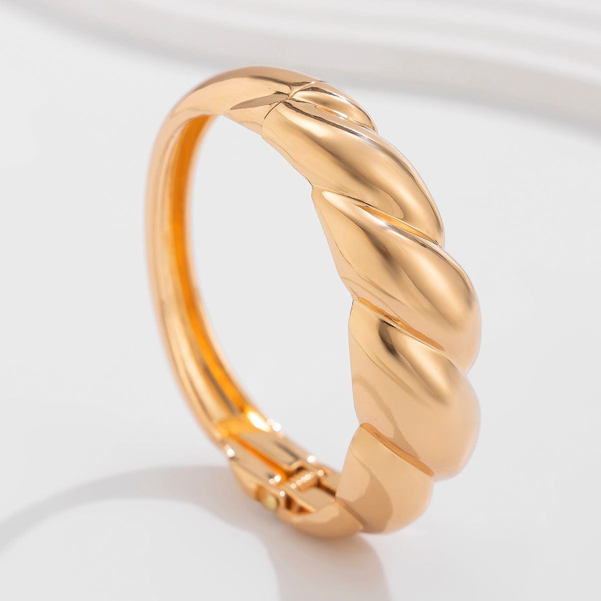 Geometric Chunky Gold Silver Plated Water Ripple Bangle Bracelet - ArtGalleryZen