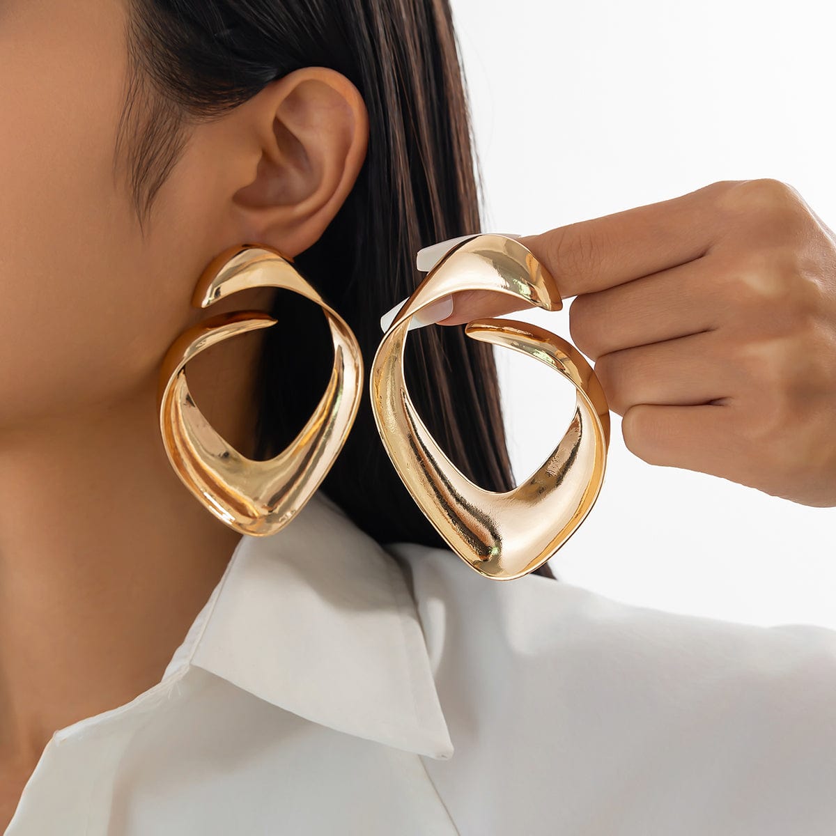 Geometric Chunky Irregular Curl Stud Earrings - ArtGalleryZen