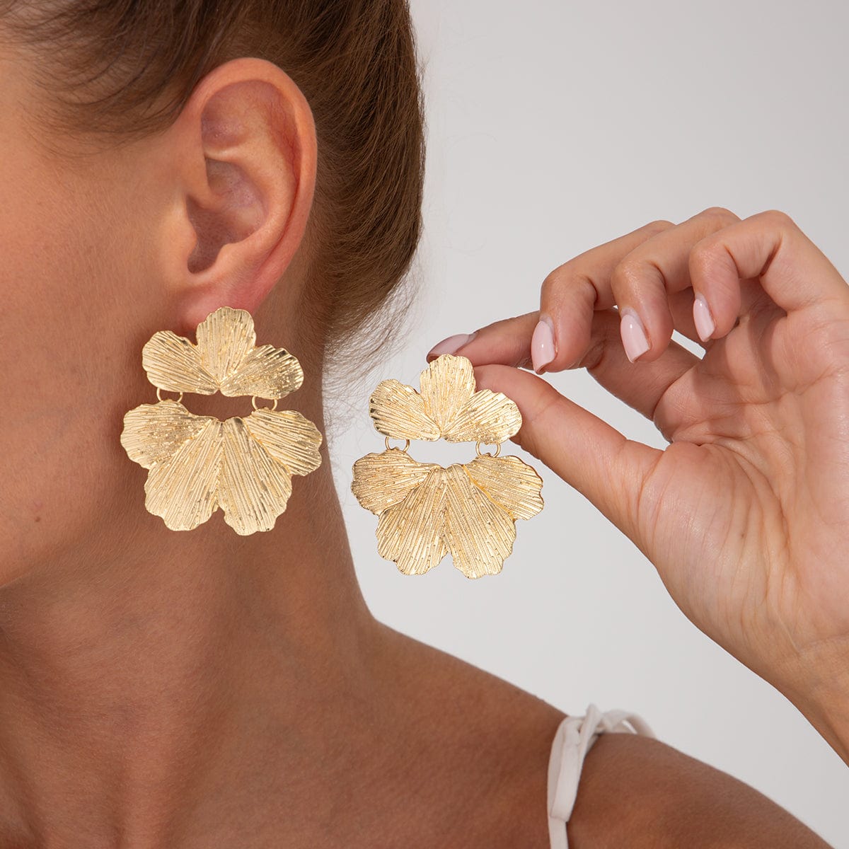 Geometric Chunky Petal Dangle Flower Earrings - ArtGalleryZen