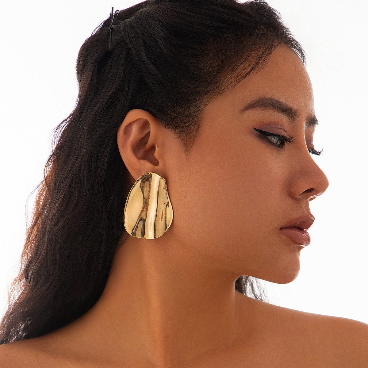 Geometric Chunky Pleated Oval Earrings - ArtGalleryZen