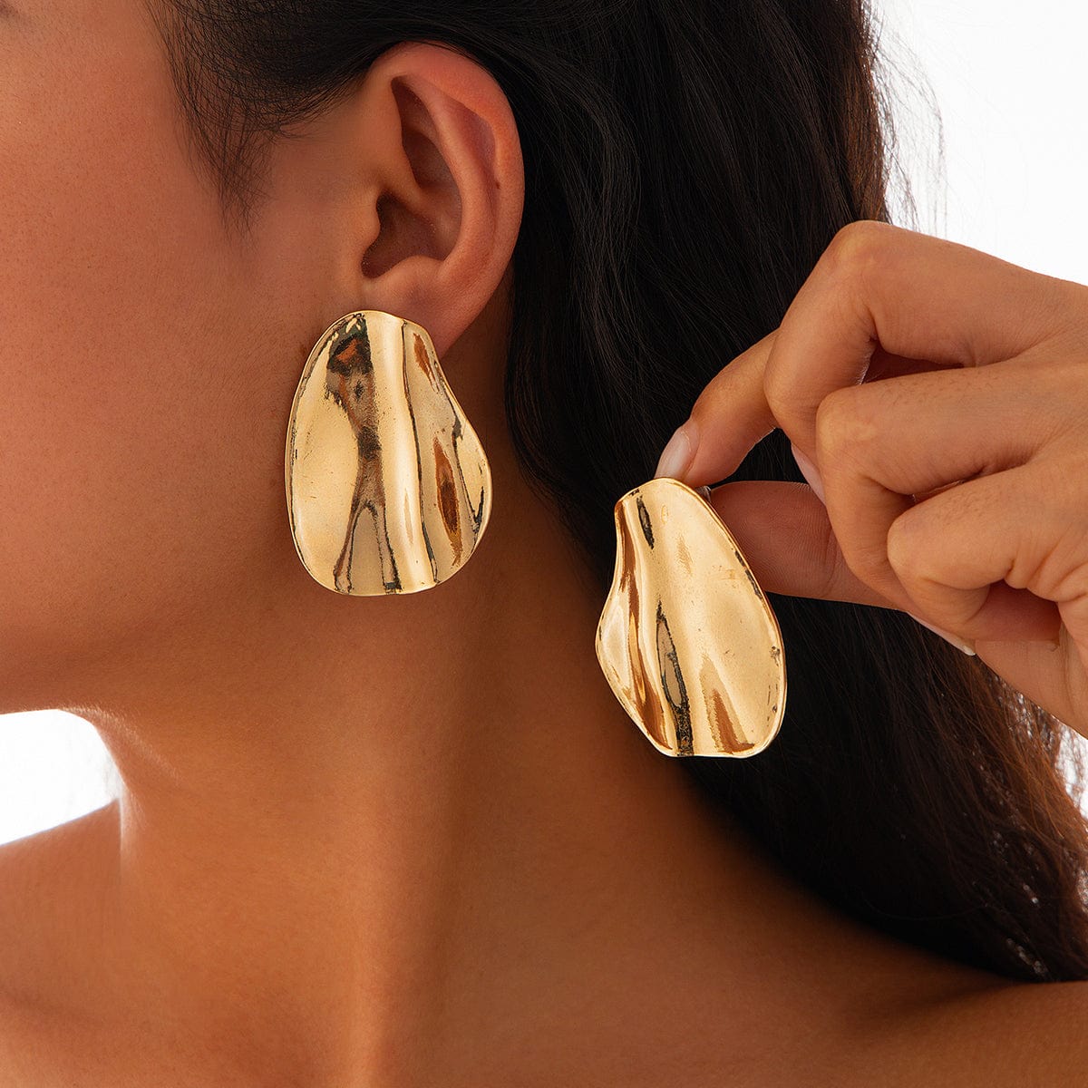 Geometric Chunky Pleated Oval Earrings - ArtGalleryZen