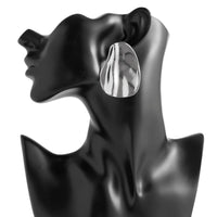 Thumbnail for Geometric Chunky Pleated Oval Earrings - ArtGalleryZen