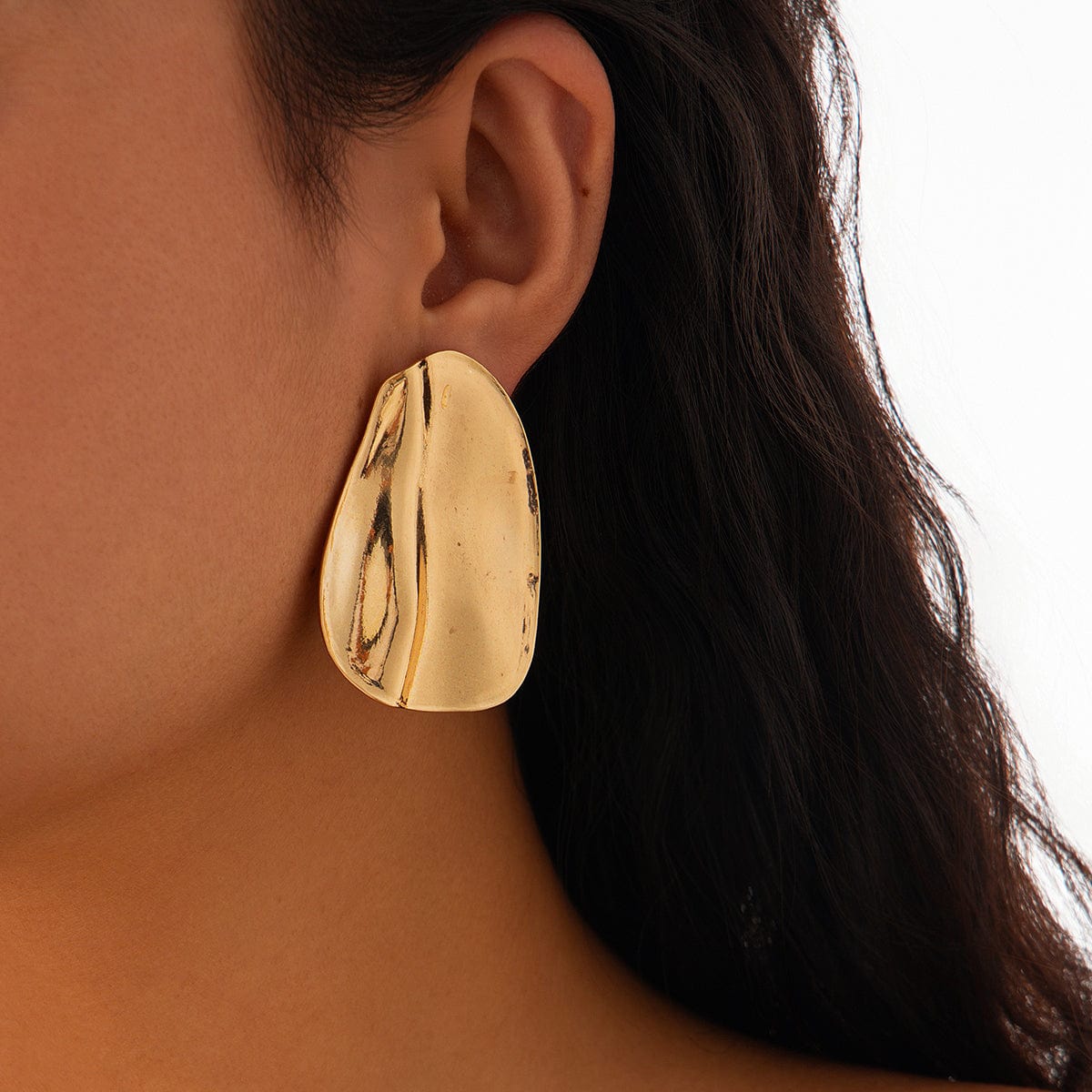 Geometric Chunky Pleated Oval Earrings