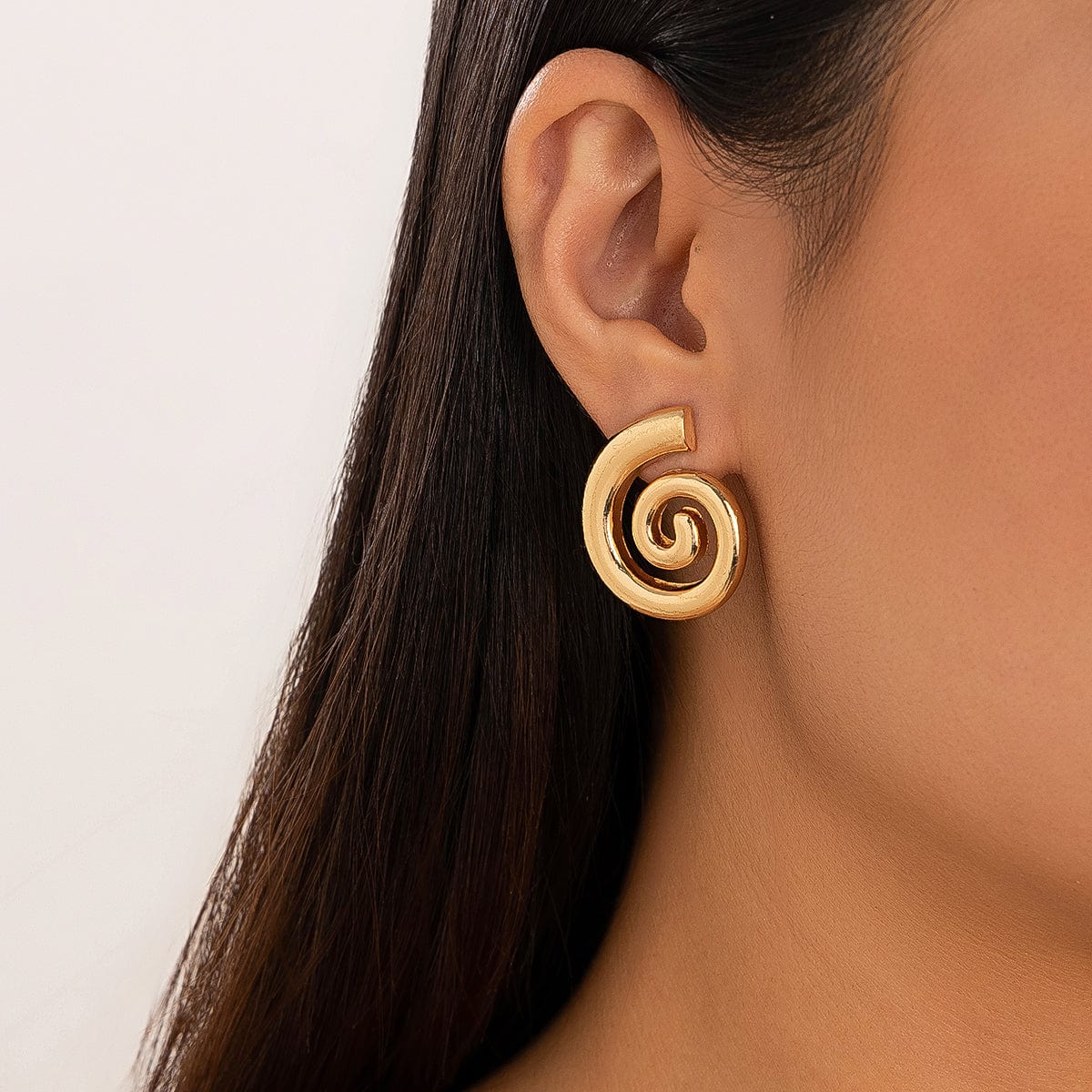 Geometric Chunky Spiral Round Stud Earrings