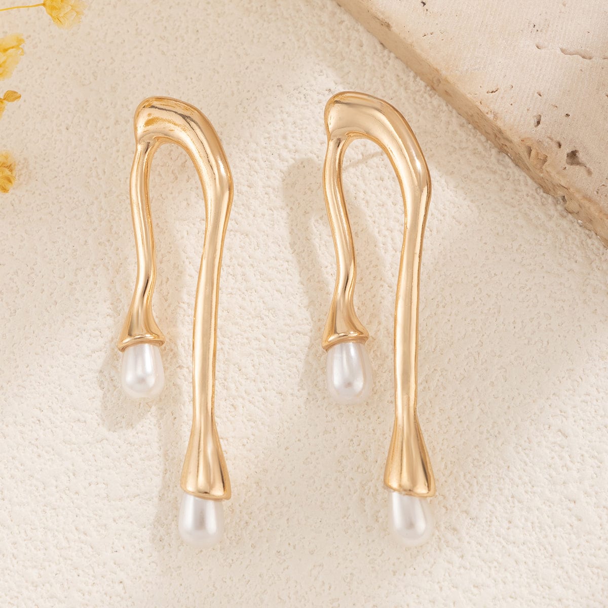 Geometric Dainty Pearl Crystal Flow Lava Earrings