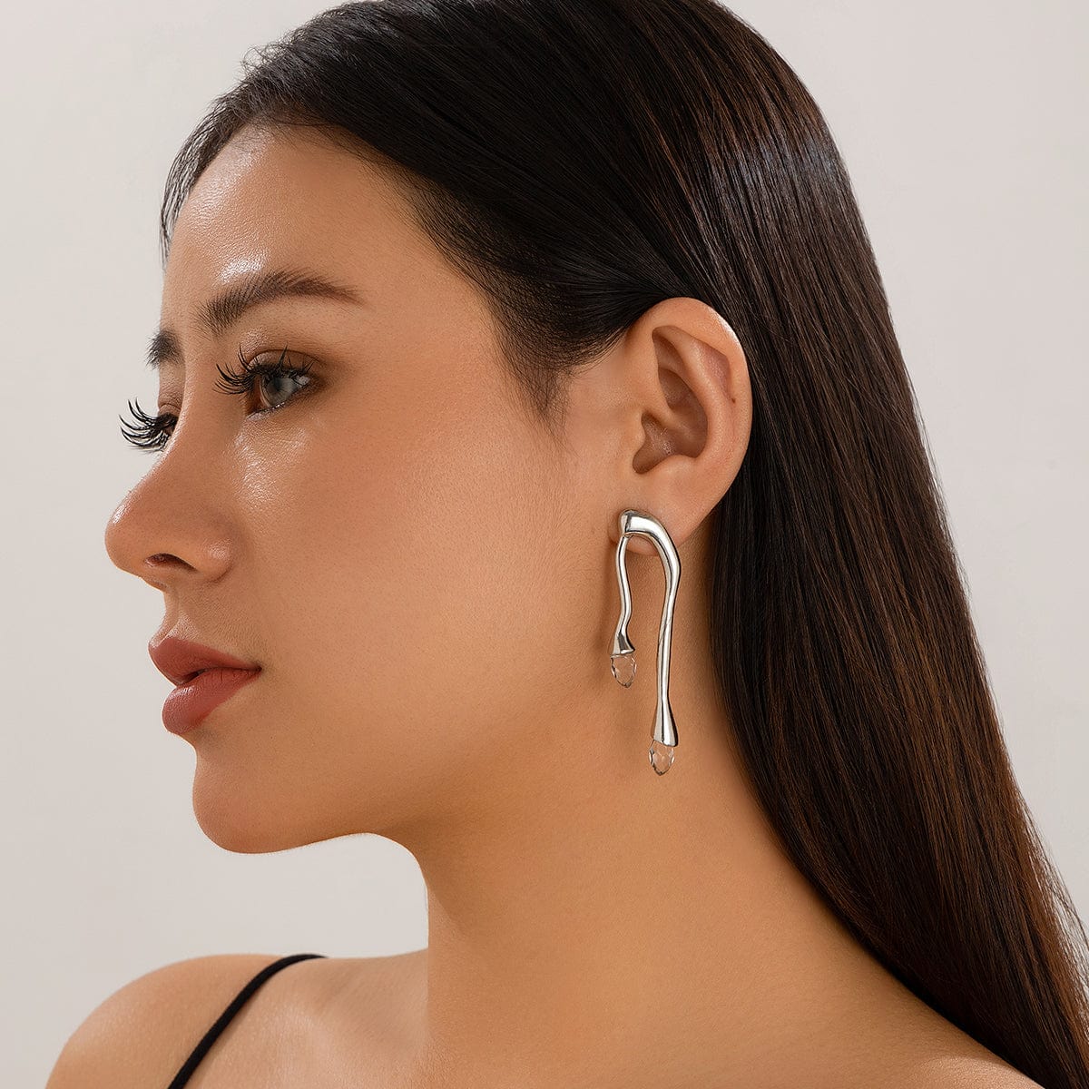 Geometric Dainty Pearl Crystal Flow Lava Earrings