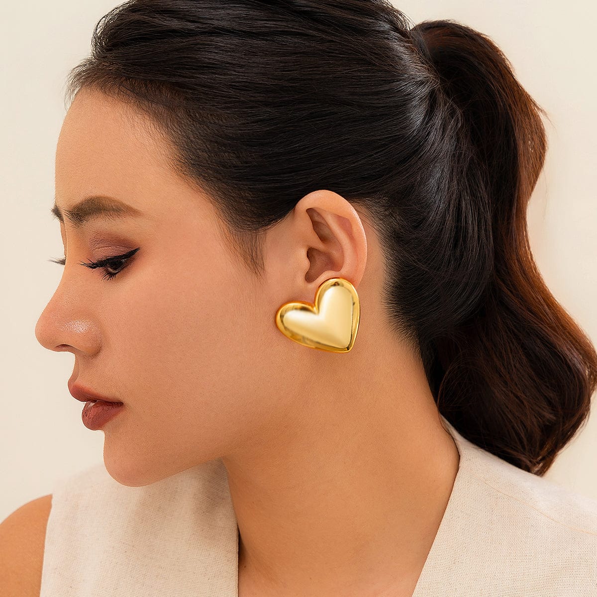 Chic Gold Plated Glossy Large Heart Earrings - ArtGalleryZen