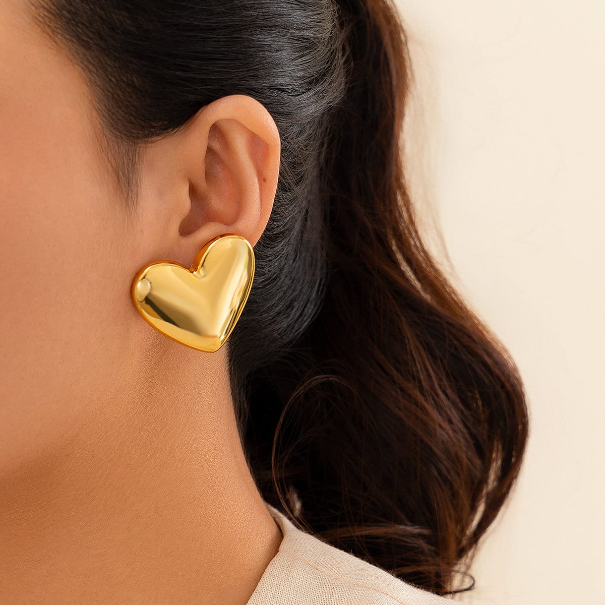 Chic Gold Plated Glossy Large Heart Earrings - ArtGalleryZen