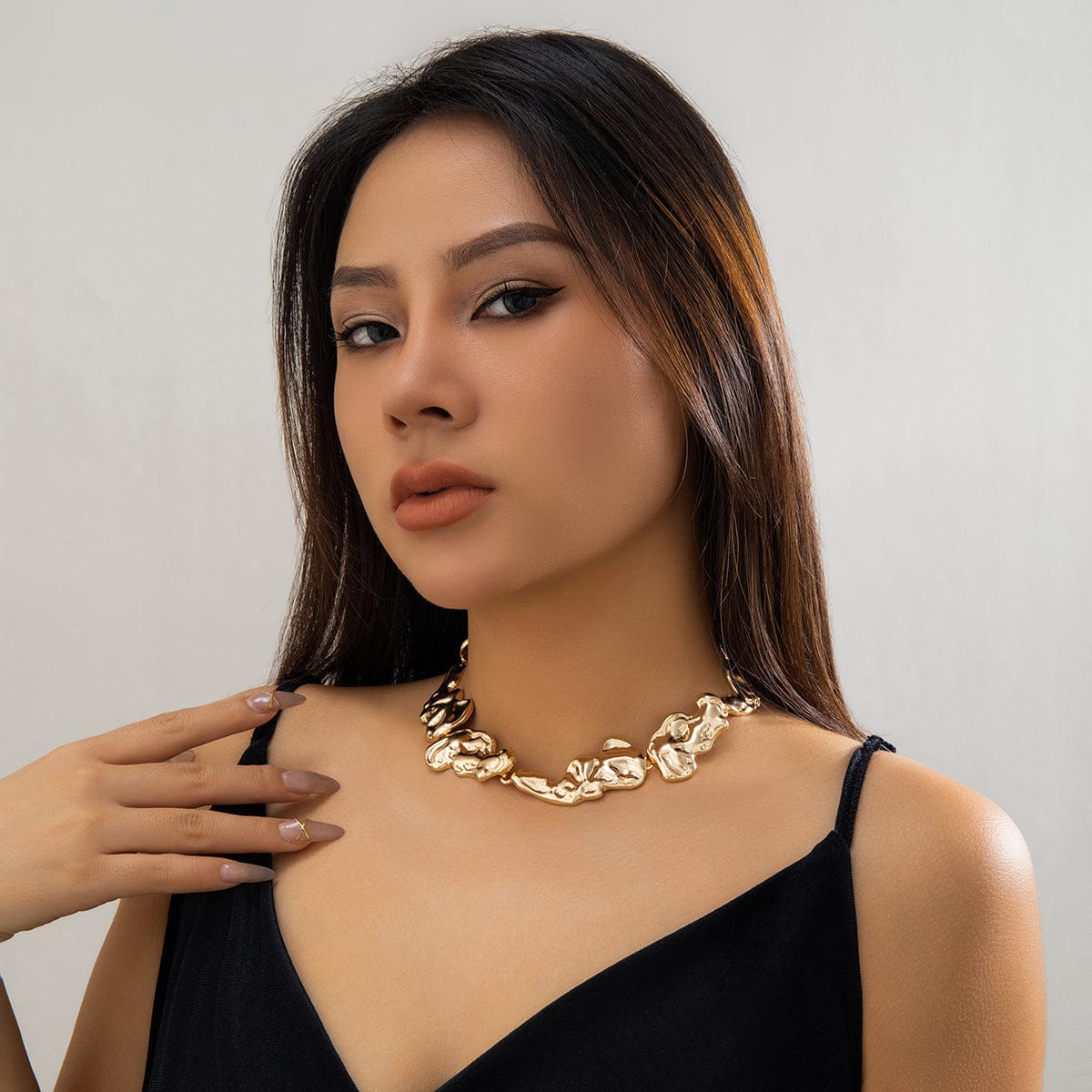 Geometric Gold Silver Plated Irregular Lava Choker Necklace - ArtGalleryZen