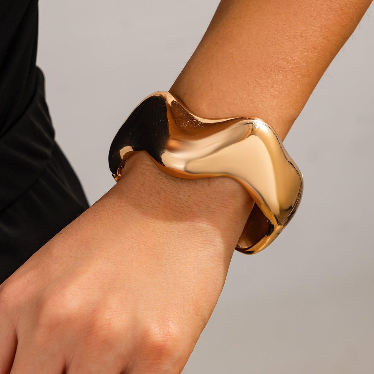 Geometric Gold Silver Tone Glossy Wave Bangle Bracelet