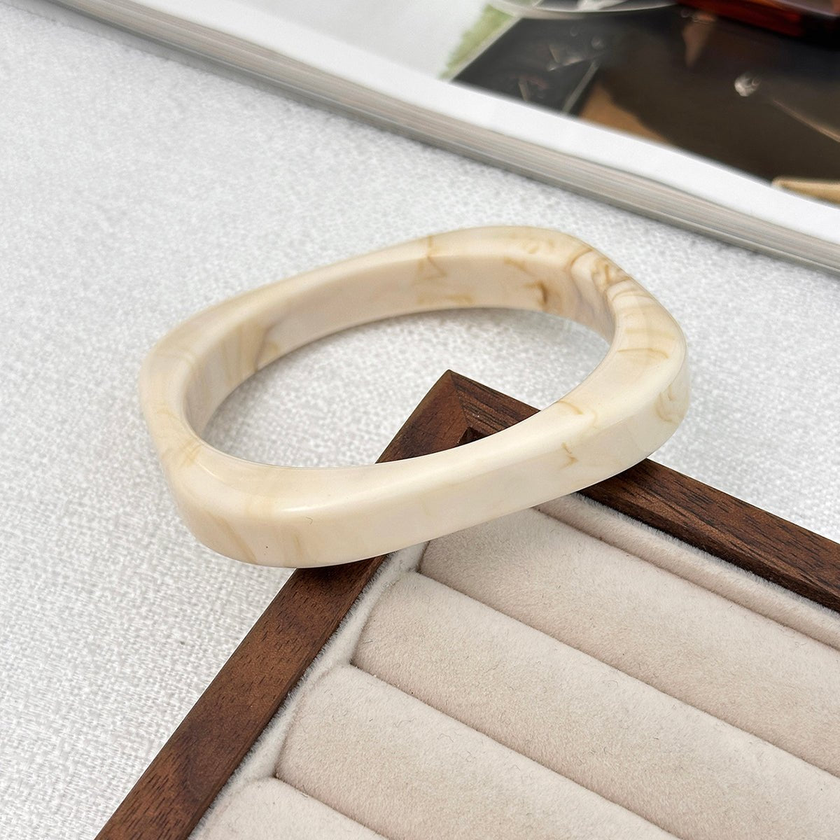 Geometric Irregular Gradient Resin Bangle Bracelet Set - ArtGalleryZen