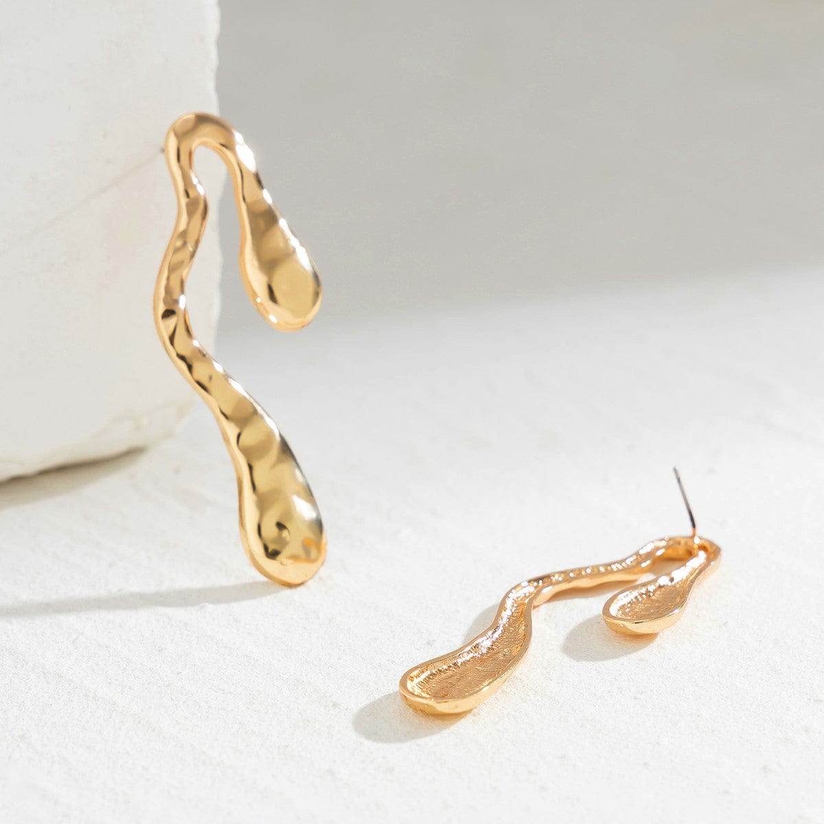 Geometric Irregular Hammered Flow Waterdrop Earrings