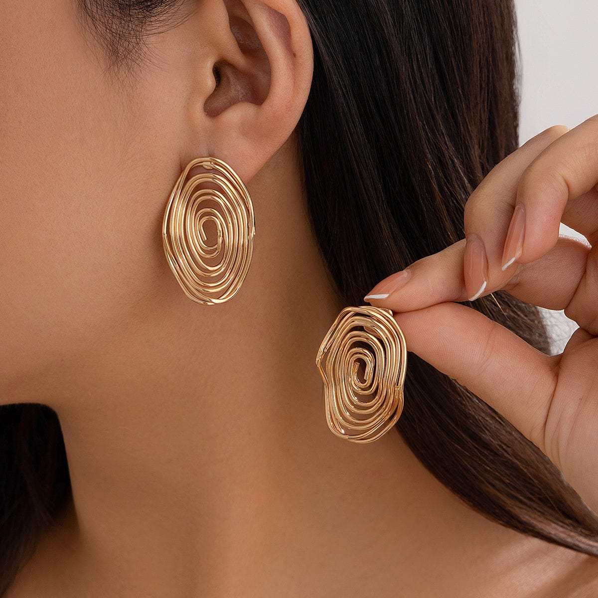 Geometric Irregular Spiral Oval Stud Earrings