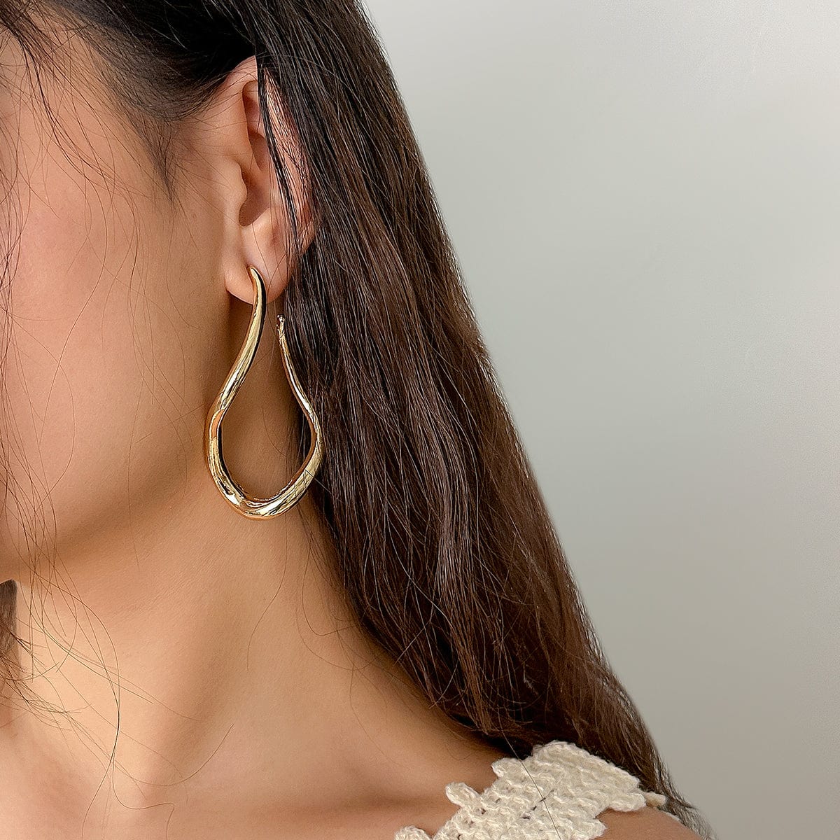 Geometric Irregular Twisted Square Hoop Earrings