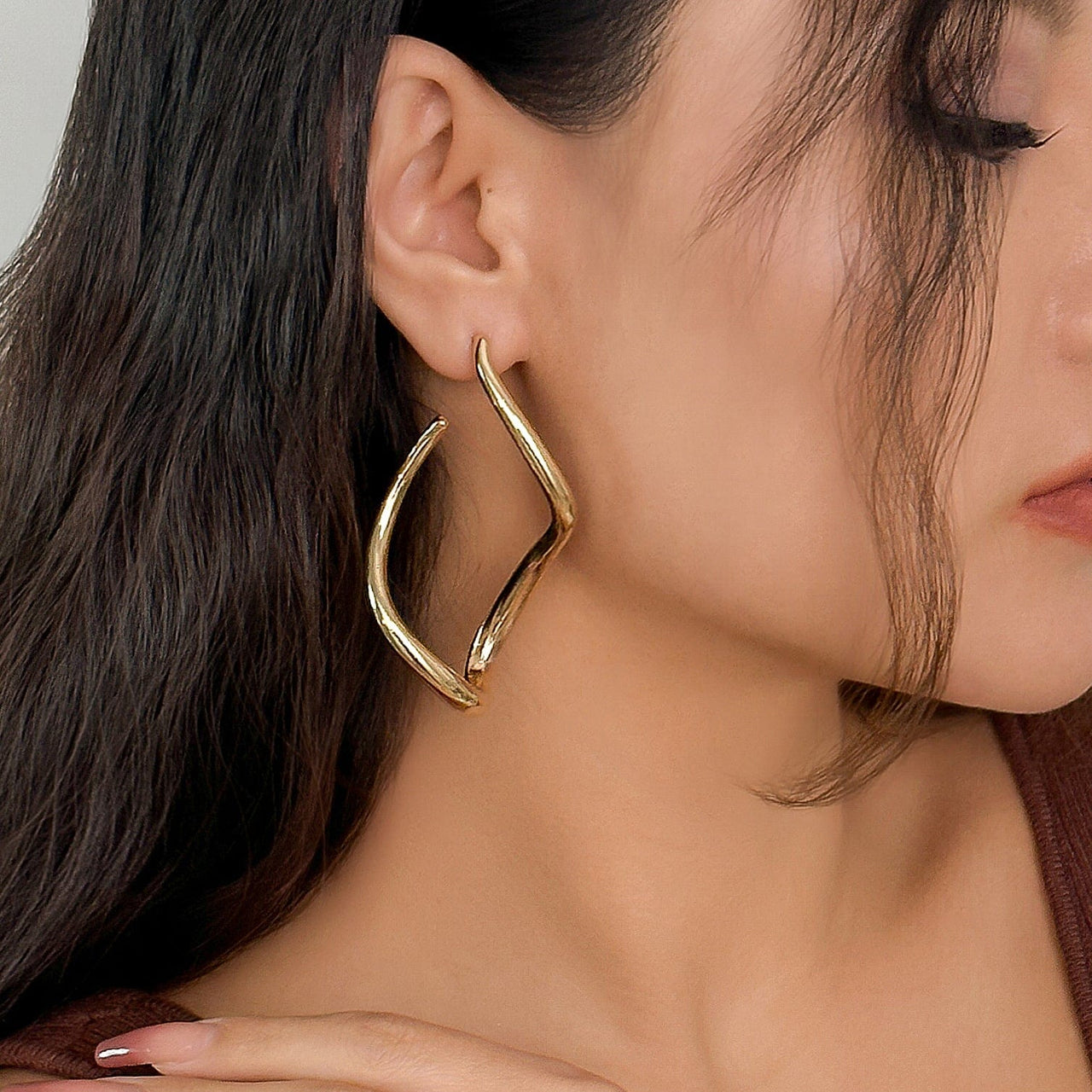 Geometric Irregular Twisted Square Hoop Earrings