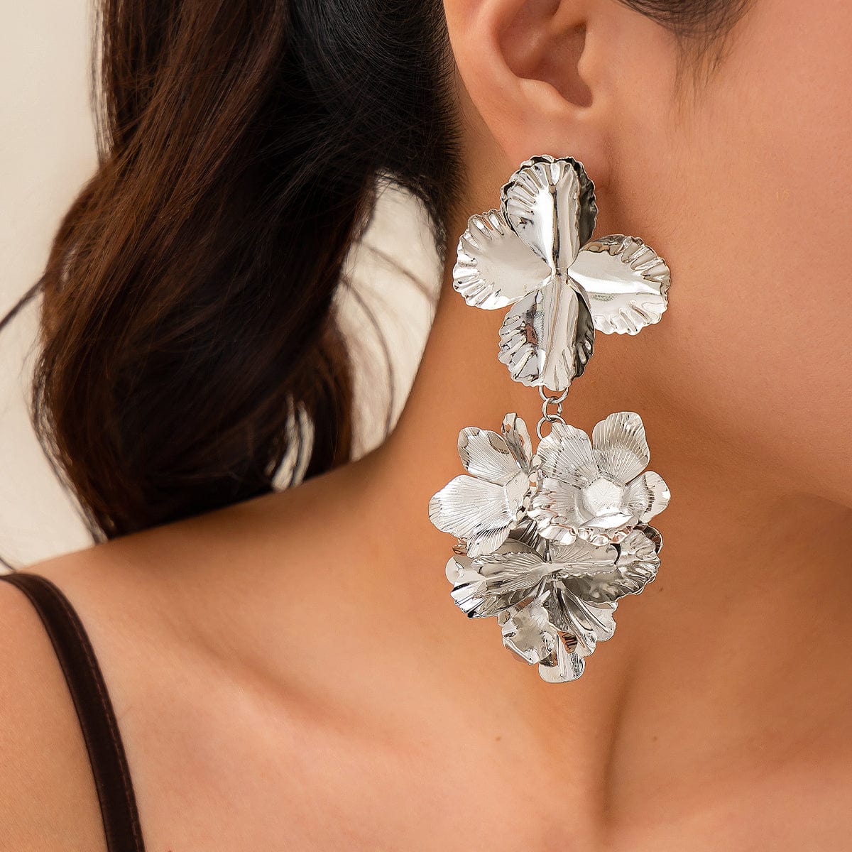 Gorgeous Leaf Flower Bouquet Dangle Earrings - ArtGalleryZen