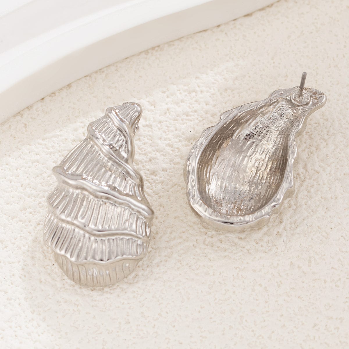 Geometric Metallic Conch Shaped Earrings