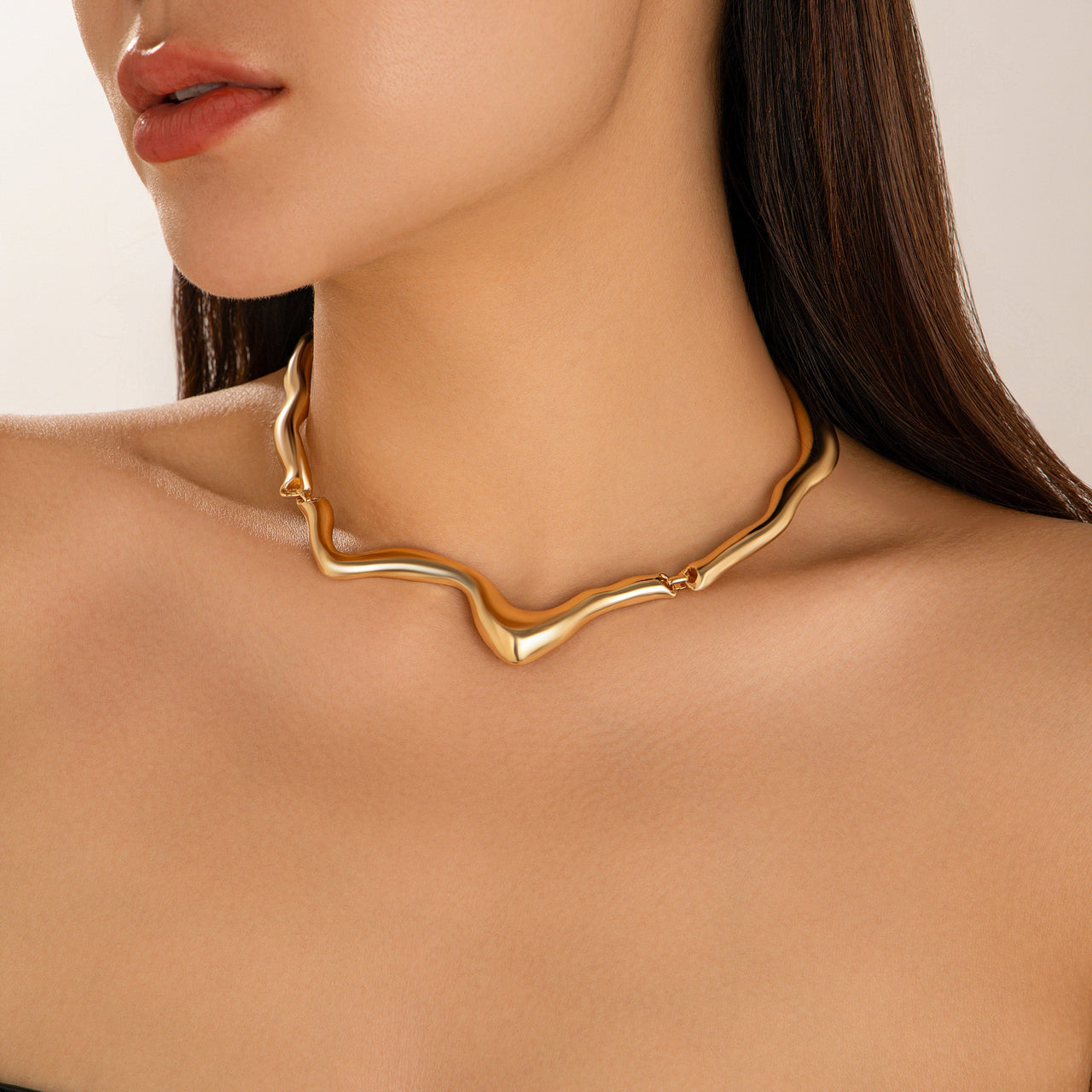 Geometric Minimalist Flow Water Collar Necklace