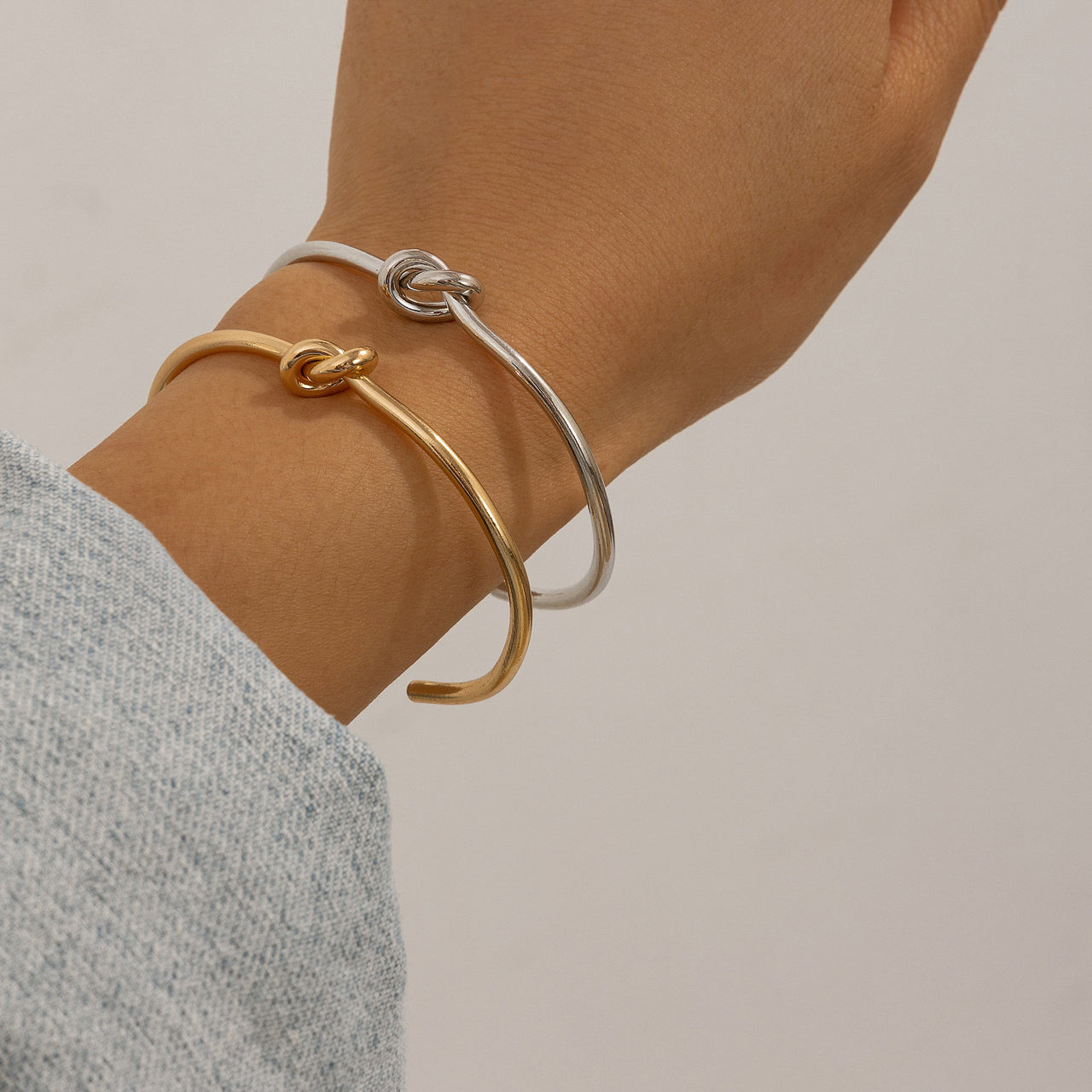 Geometric Minimalist Knotted Bangle Bracelet