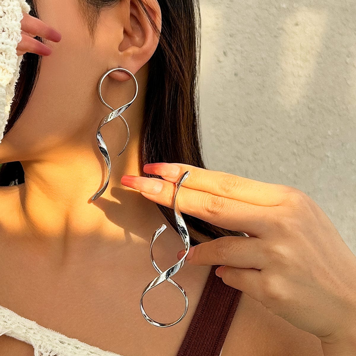 Geometric Minimalist Twisted Ribbon Earrings