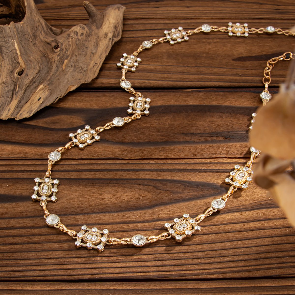Geometric Rhinestone Inlaid Hollow Square Waist Chain - ArtGalleryZen