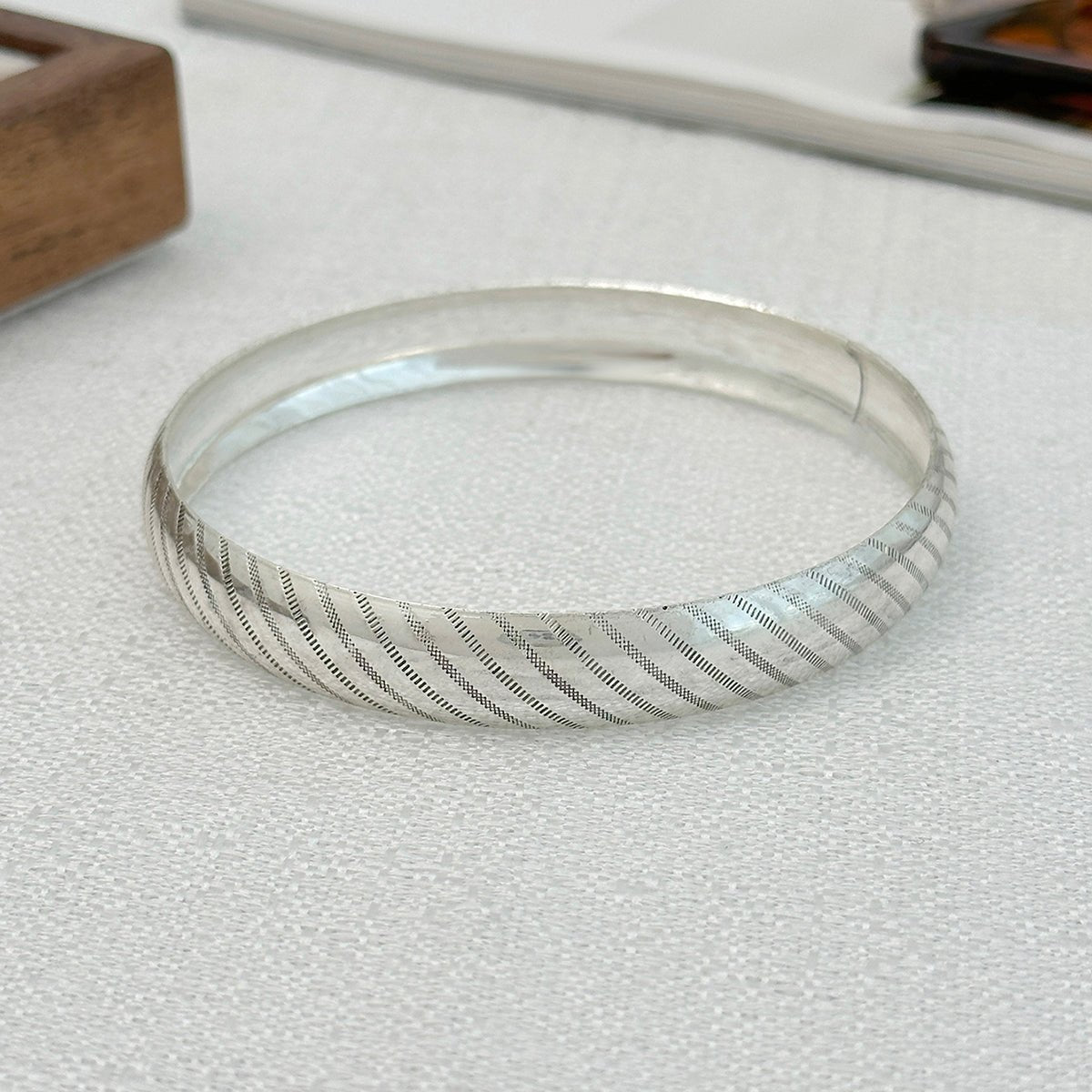 Geometric Silver Plated Striped Arm Cuff - ArtGalleryZen