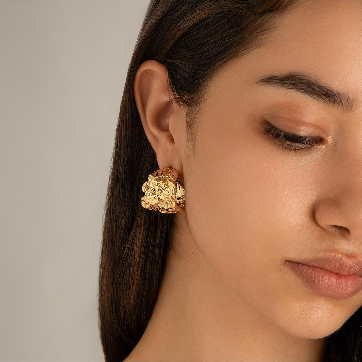 Geometric Textured Wide C Shaped Earrings - ArtGalleryZen