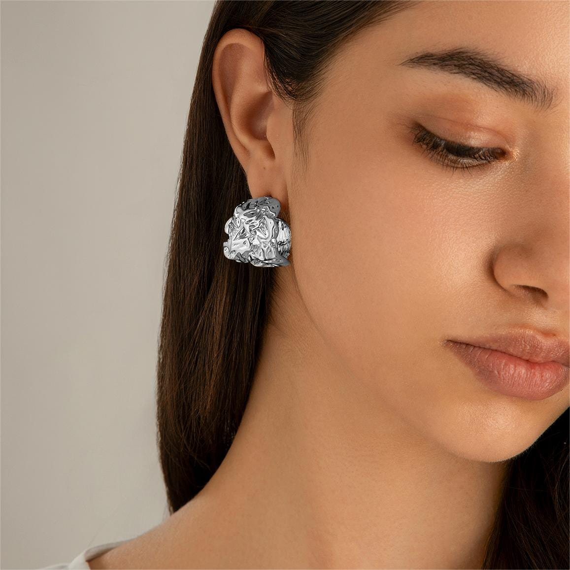 Geometric Textured Wide C Shaped Earrings - ArtGalleryZen