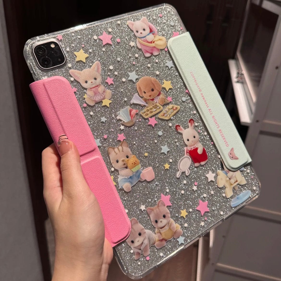 Glitter Sylvanian Families Magnetic Detachable iPad Case - ArtGalleryZen