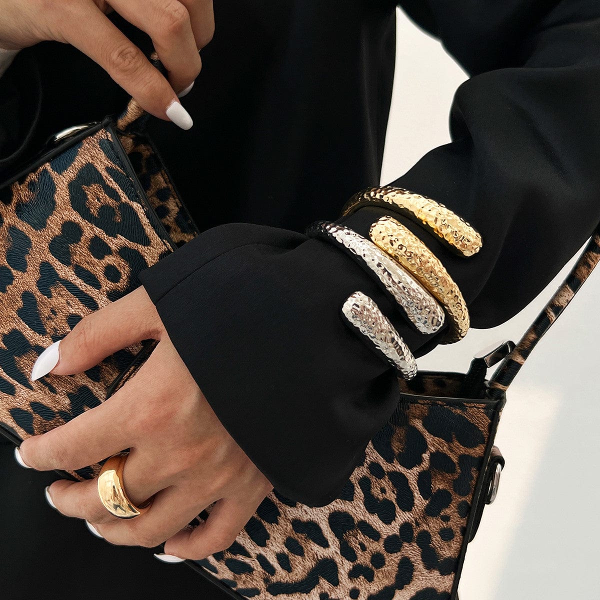 Gold Silver Tone Hammered Waterdrop Bangle Bracelet - ArtGalleryZen