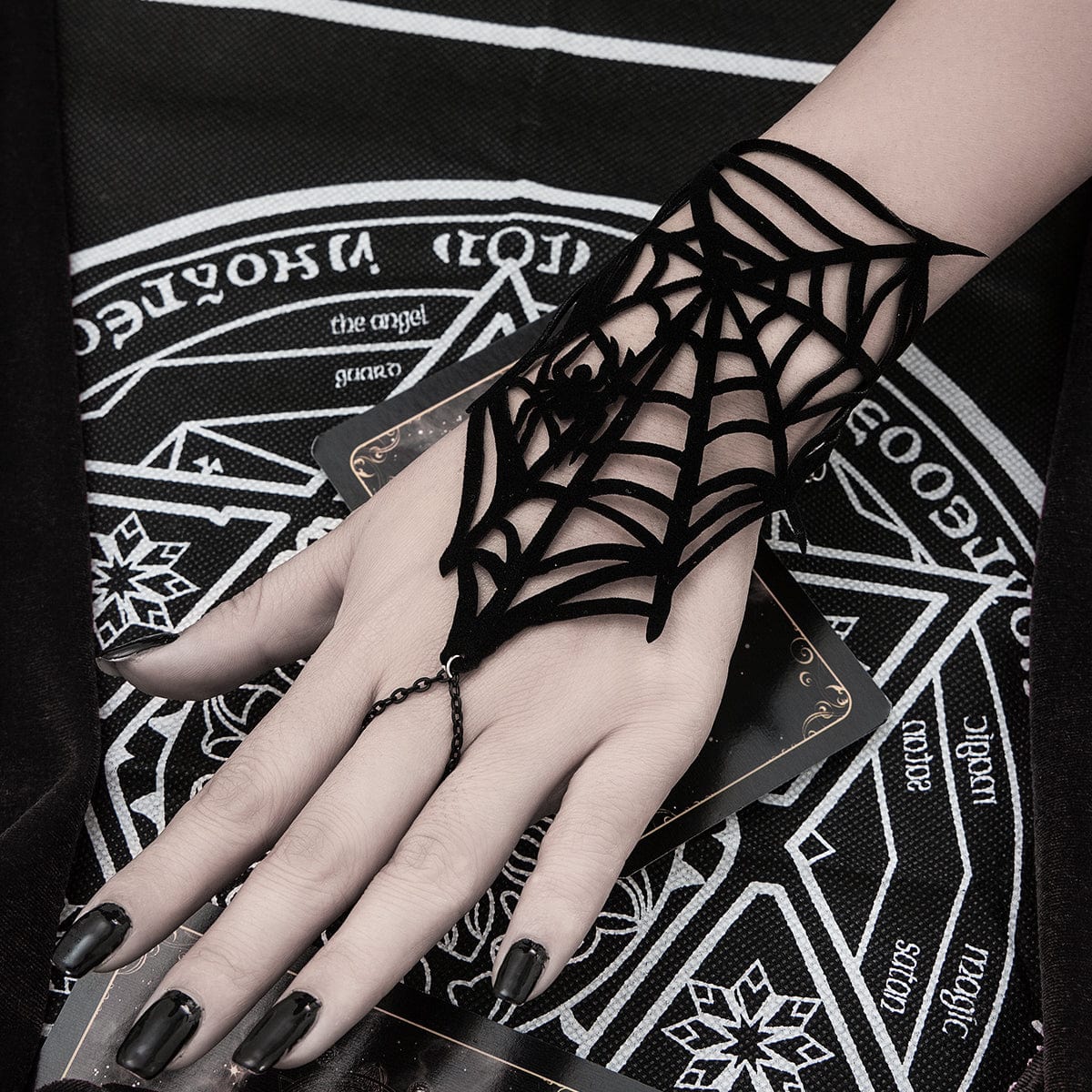 Gothic Spider Cobweb Velvet Finger Ring Bracelet