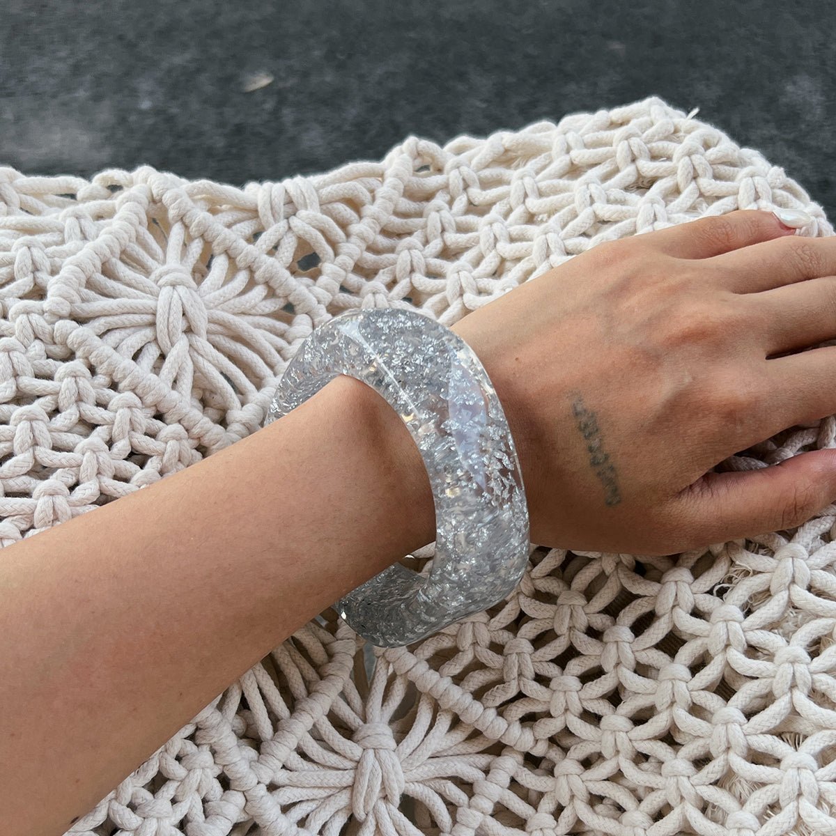 Green Silver Foil Square Resin Bangle Bracelet - ArtGalleryZen