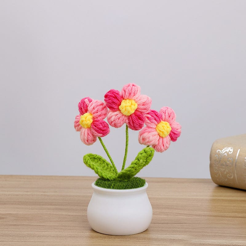 Handmade Crochet Potted Daisy Flower - ArtGalleryZen