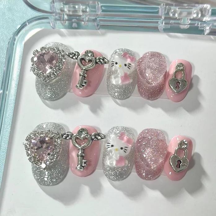Handmade Hello Kitty Rhinestone Heart 3D Press on Nails Short False Nail - ArtGalleryZen