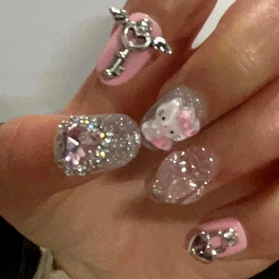 Handmade Hello Kitty Rhinestone Heart 3D Press on Nails Short False Nail - ArtGalleryZen