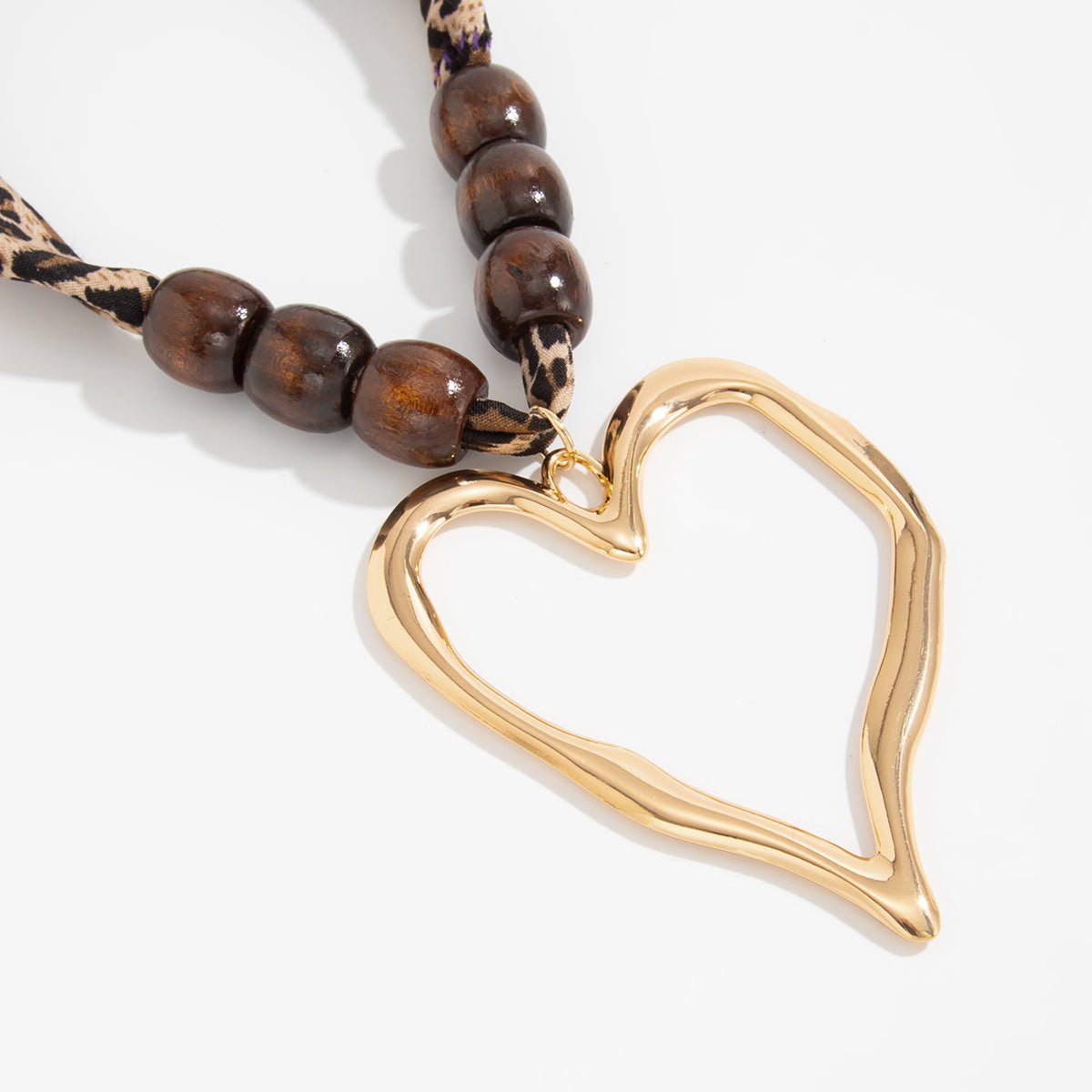 Heart Pendant Leopard Print Chiffon Wooden Beads Choker Necklace - ArtGalleryZen