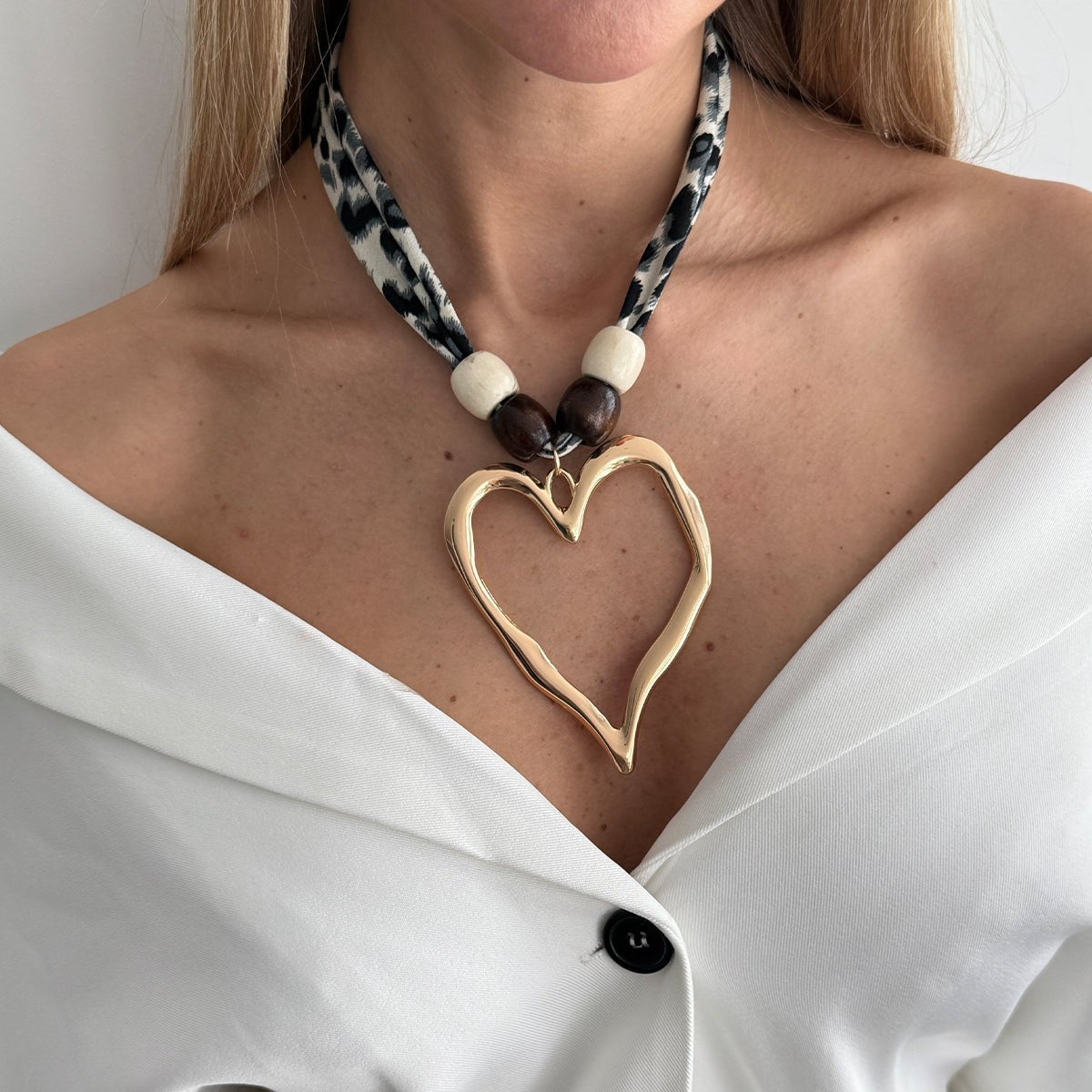 Heart Pendant Wooden Beads Leopard Print Chiffon Choker Necklace - ArtGalleryZen